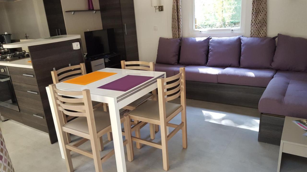 Agréable Mobilhome 6 - 8 places Saint-Brevin-les-Pins Exterior foto